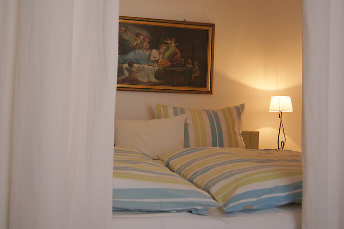 Fewo Mohnblume - Schlafzimmer mit Doppelbett